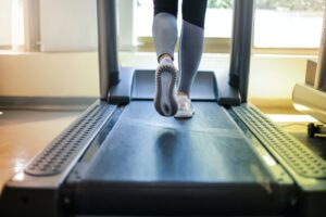 how to run on a treadmill beginners